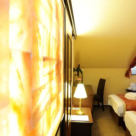 Baron Hotell 4*