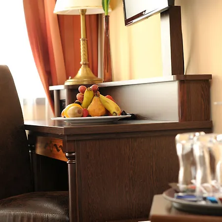 Baron Hotell