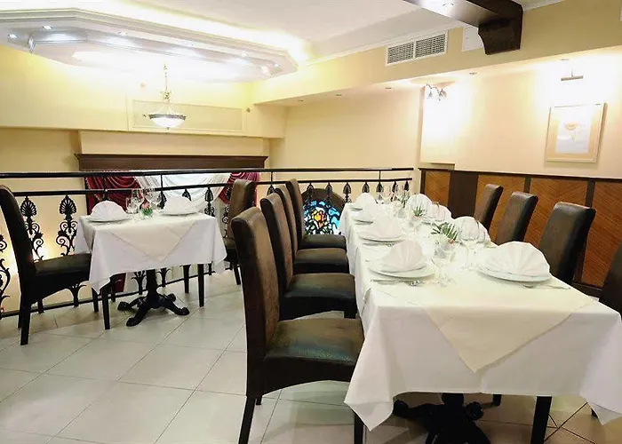 Residencia Baron Hotel 4*